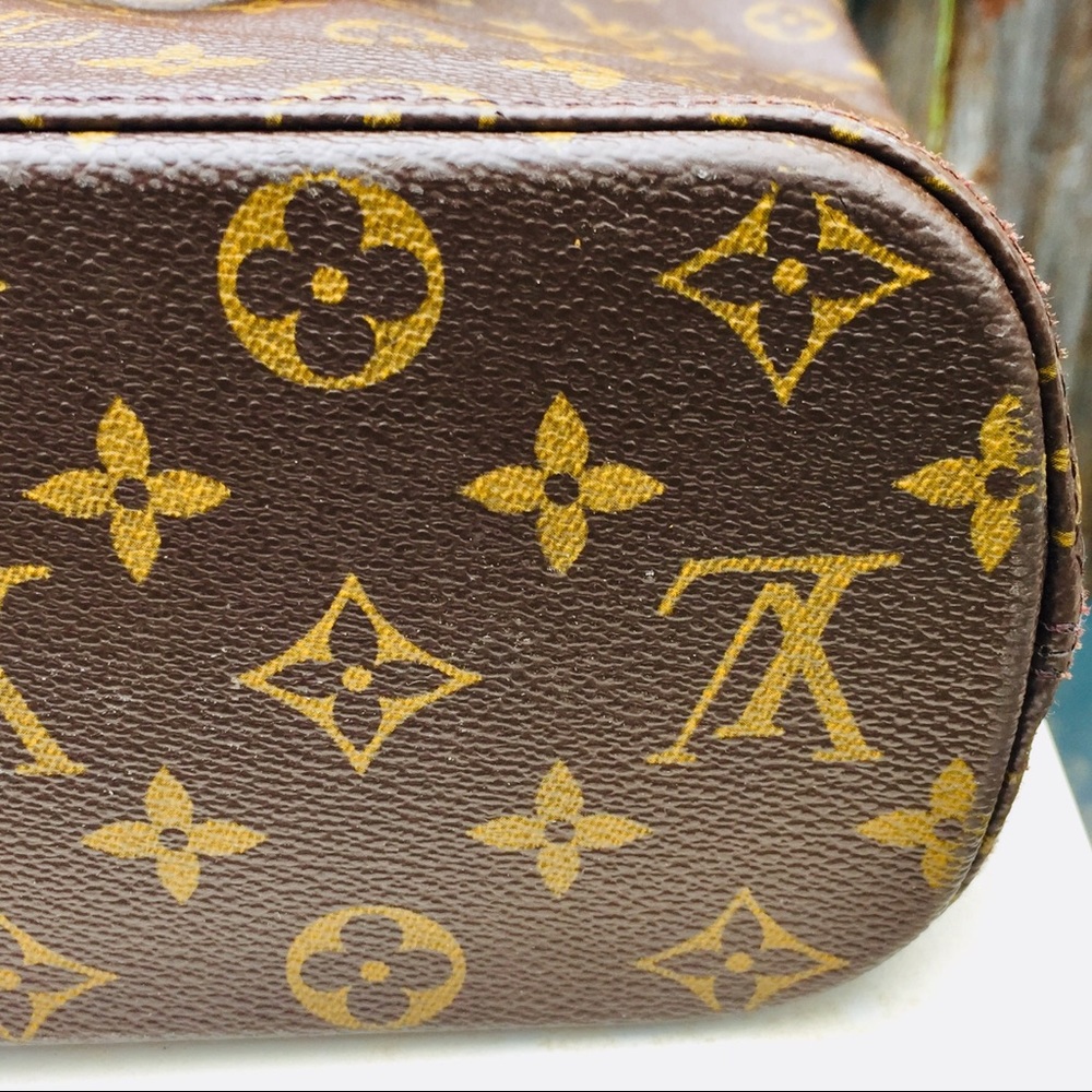 ‘****SOLD***** 95 SPECIAL ADDITION 26 YR OLD LOUIS VUITTON BAG - Picture 10 of 14